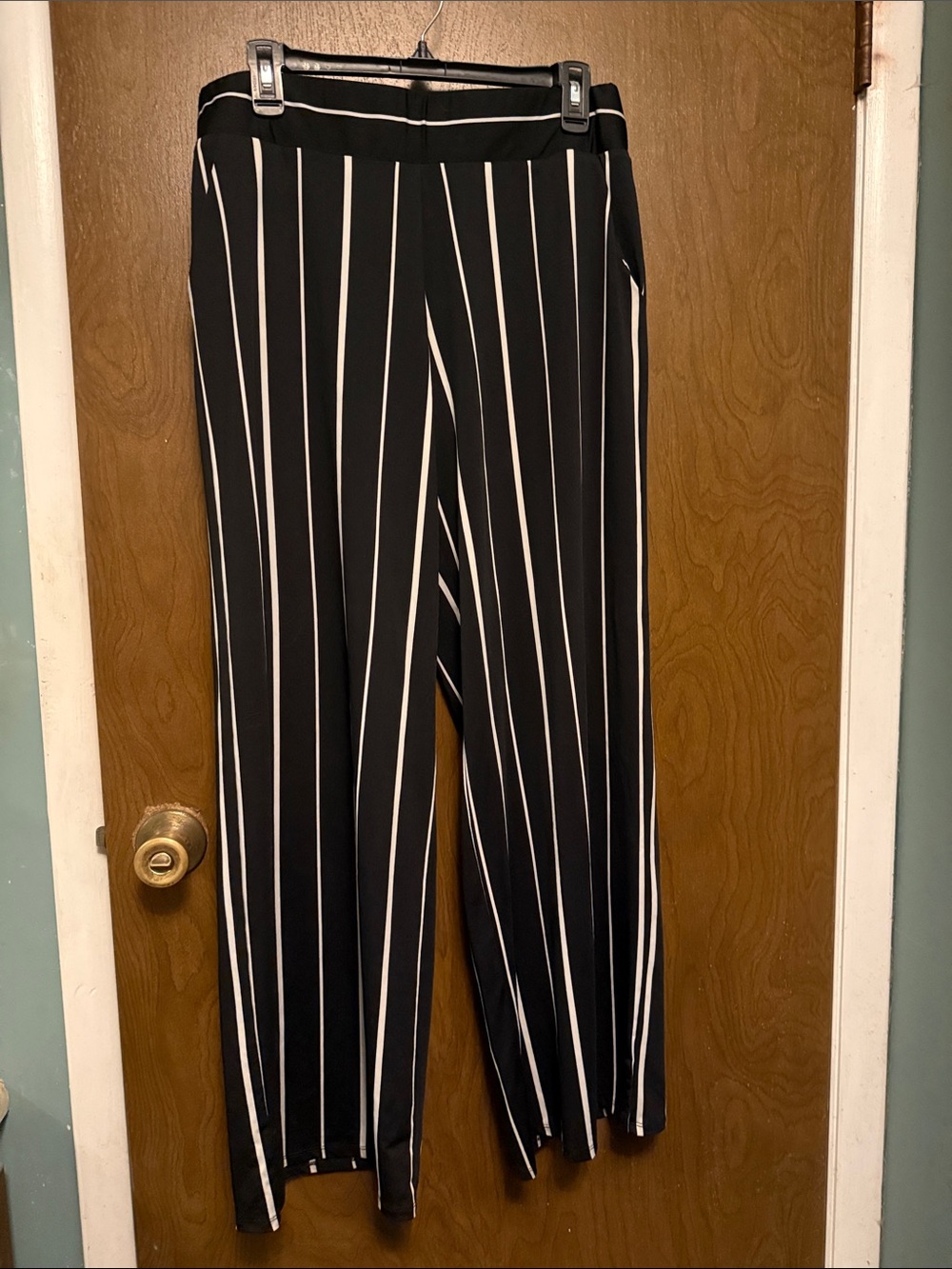 Maurices Black & White Vertical Stripe Wide-Leg Pants L